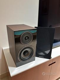 diffusori Wharfedale Diamond 12.2