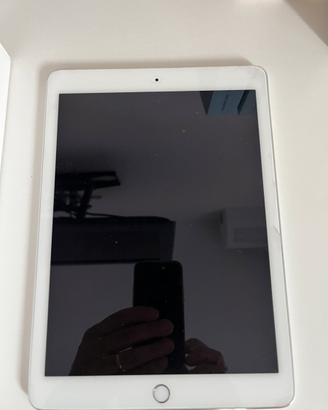 Ipad Air 2 wifi + Cellular
