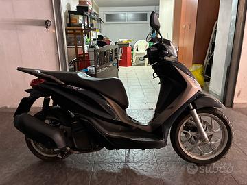 Piaggio Medley 125