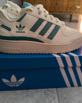 Adidas forum bold stripes