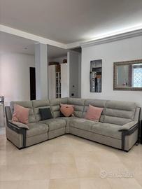 Divano angolare con doppio relax elettrico