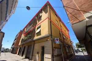 O ccasione centro: ampio e divisibile per due