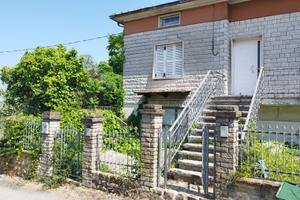 Villa indipendente da ristrutturare