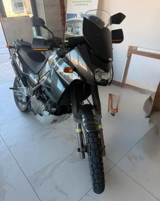 Kawasaki kle 500