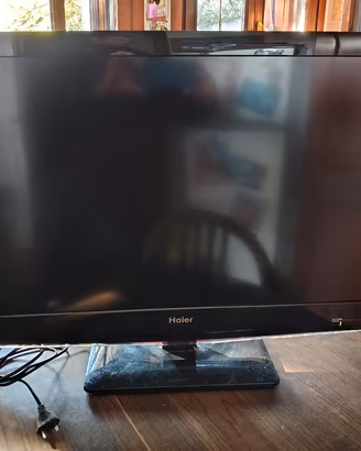 TV Haier 32" FullHD LET32C430