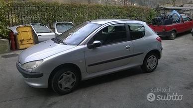 Ricambi Peugeot 206 3 porte 2003 colori vari