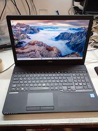 Portatile i5 7ªgen 2,5GHz;SSD 240GB;DDR4 8GB;15,6"