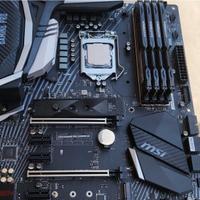 8700k Intel  z370 Gaming Pro Carbon AC 32 Giga Ram