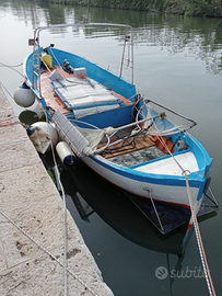 Barca da pesca professionale