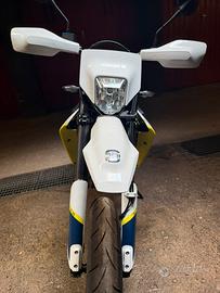 HUSQVARNA 701