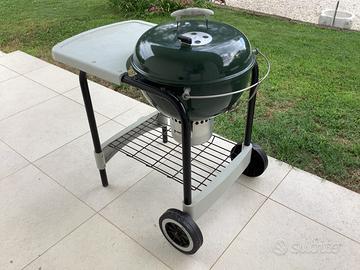 Barbecue Weber  a carbonella