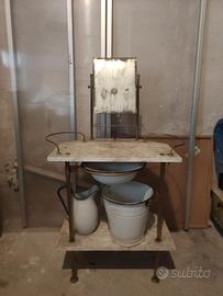 Mobile di antiquariato