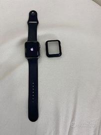 orologio smartwacht della Apple modello S1