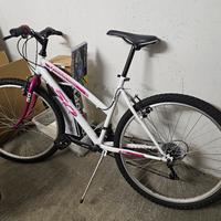 Bicicletta nuova special edition Barbie