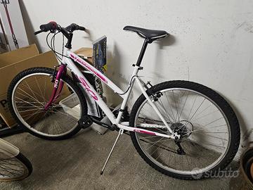 Bicicletta nuova special edition Barbie