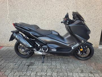 Yamaha T Max 560