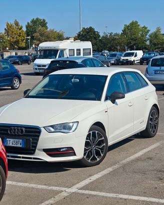audi a 3 1.6 5porte