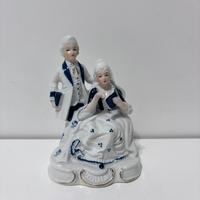 Statuetta in porcellana