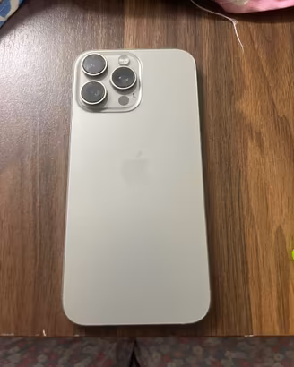 iPhone 16 promax 512 gb 92% batteria Vetro venato 