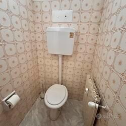 NEGOZIO IN CENTRO A TORRE