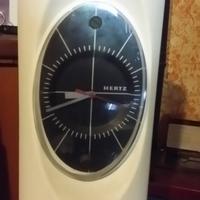 Totem orologio cartellini design turati anni 70