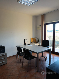 Stanza singola uso ufficio
