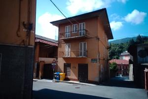 Vendita casa indipendente forno canavese