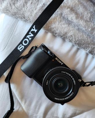 FOTOCAMERA MIRRORLESS SONY A6100 + obiettivo 16-50