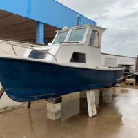 Gozzo semicabinato Vetroresina diesel 35 cv