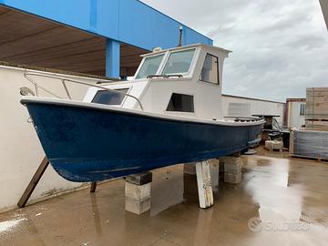 Gozzo semicabinato Vetroresina diesel 35 cv