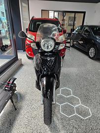 Aprilia Scarabeo 200