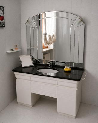 Mobile Bagno Vintage completo di specchio e lavabo