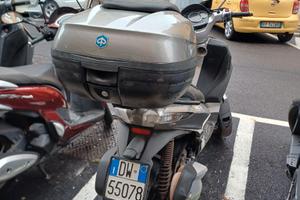 Piaggio MP3 Yourban 300 – 2011 – 50.000 km