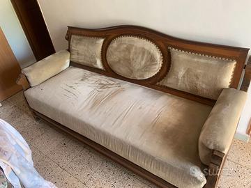 Divano antico
