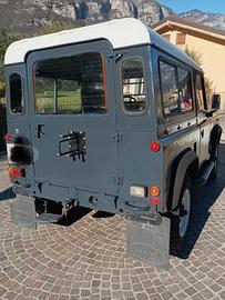 Land rover  J12