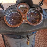 Piaggio Beverly 250 - 2004