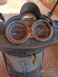 Piaggio Beverly 250 - 2004