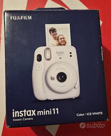 Fujifilm Instax mini 11