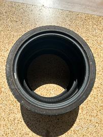 2 gomme invernali 225/40/18