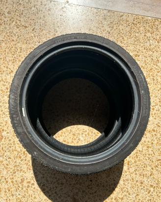 2 gomme invernali 225/40/18