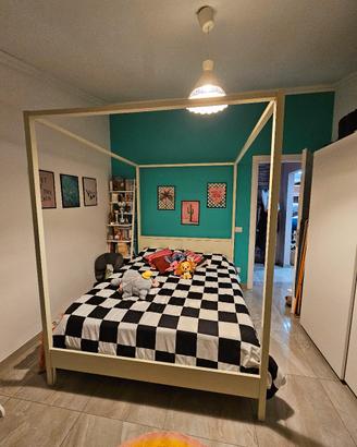 Lrtto  matrimoniale baldacchino IKEA + materasso