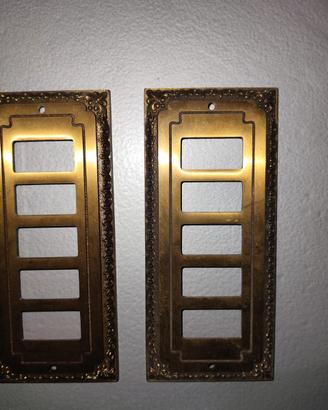 Placche a 5 fori in ottone.
