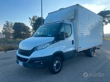 Noleggio Iveco Daily 35C14 Furgone + Sponda