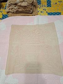 Pannello Merletto Filet Fatto a Mano - Motivo "Vas