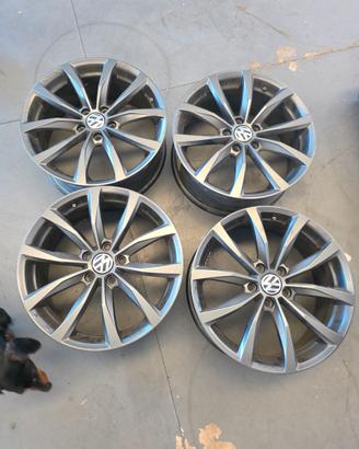 4 CERCHI USATI MAK 18"