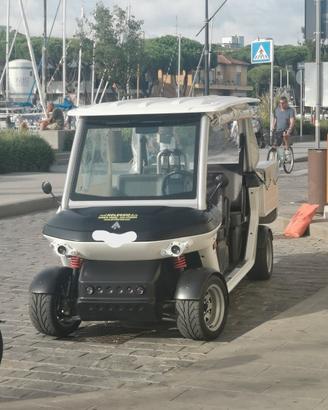 Golf car omologata targata puo' viaggiare su strad