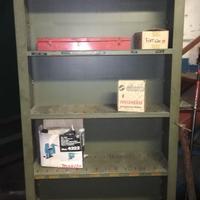 Scaffali armadi officina ricambi e minuteria