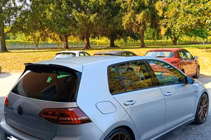 Volkswagen Golf GTI Performance 230cv DSG