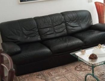 Divano pelle