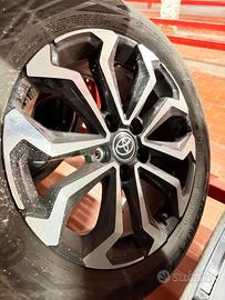 Cerchi originali Toyota 17